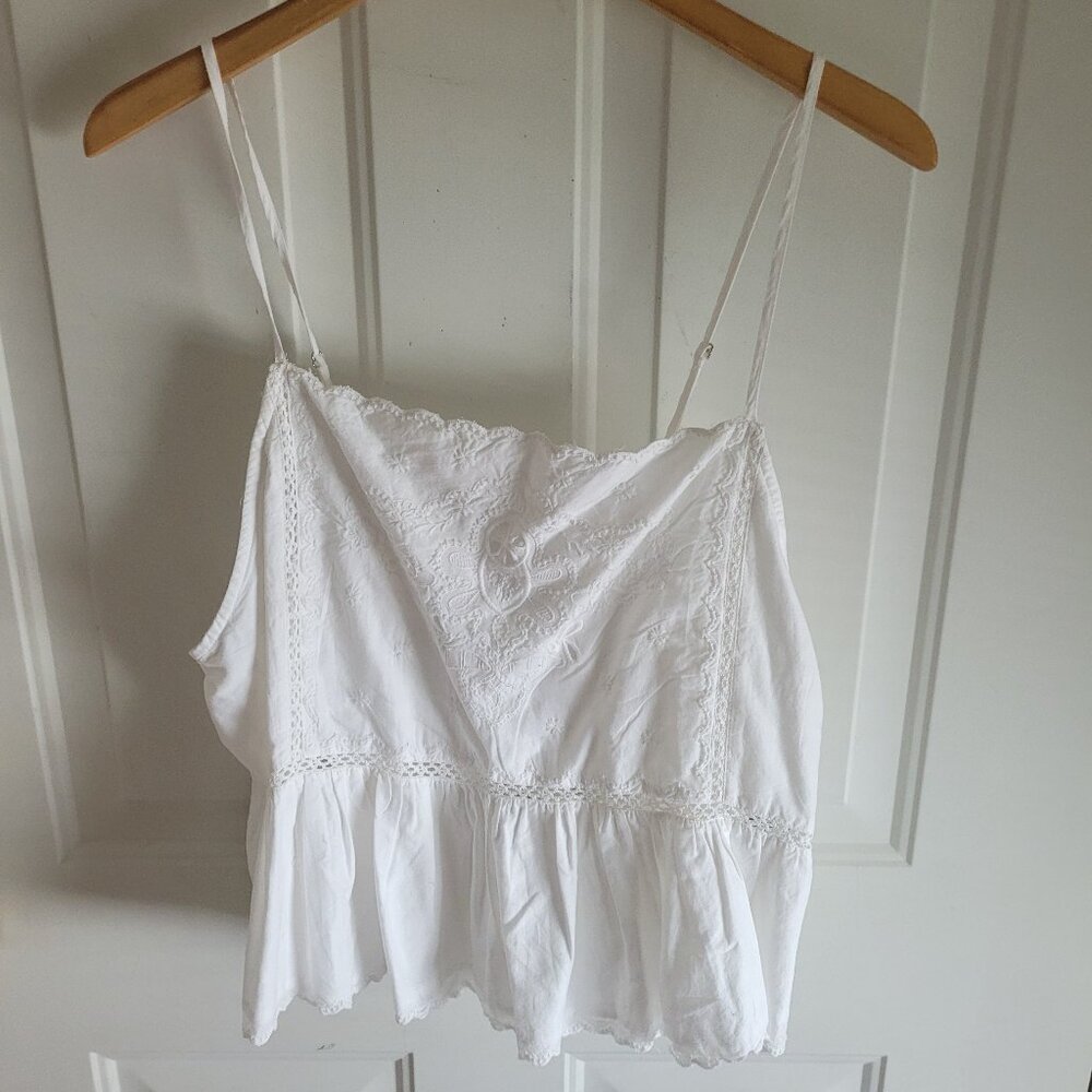 Zara white eyelet crochet embroidered boho tank top.  Size XXL.